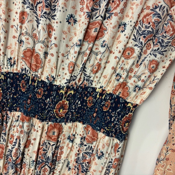 Lovestitch Floral Long Sleeve Dress in Cream and Blue - Picture 6 of 7